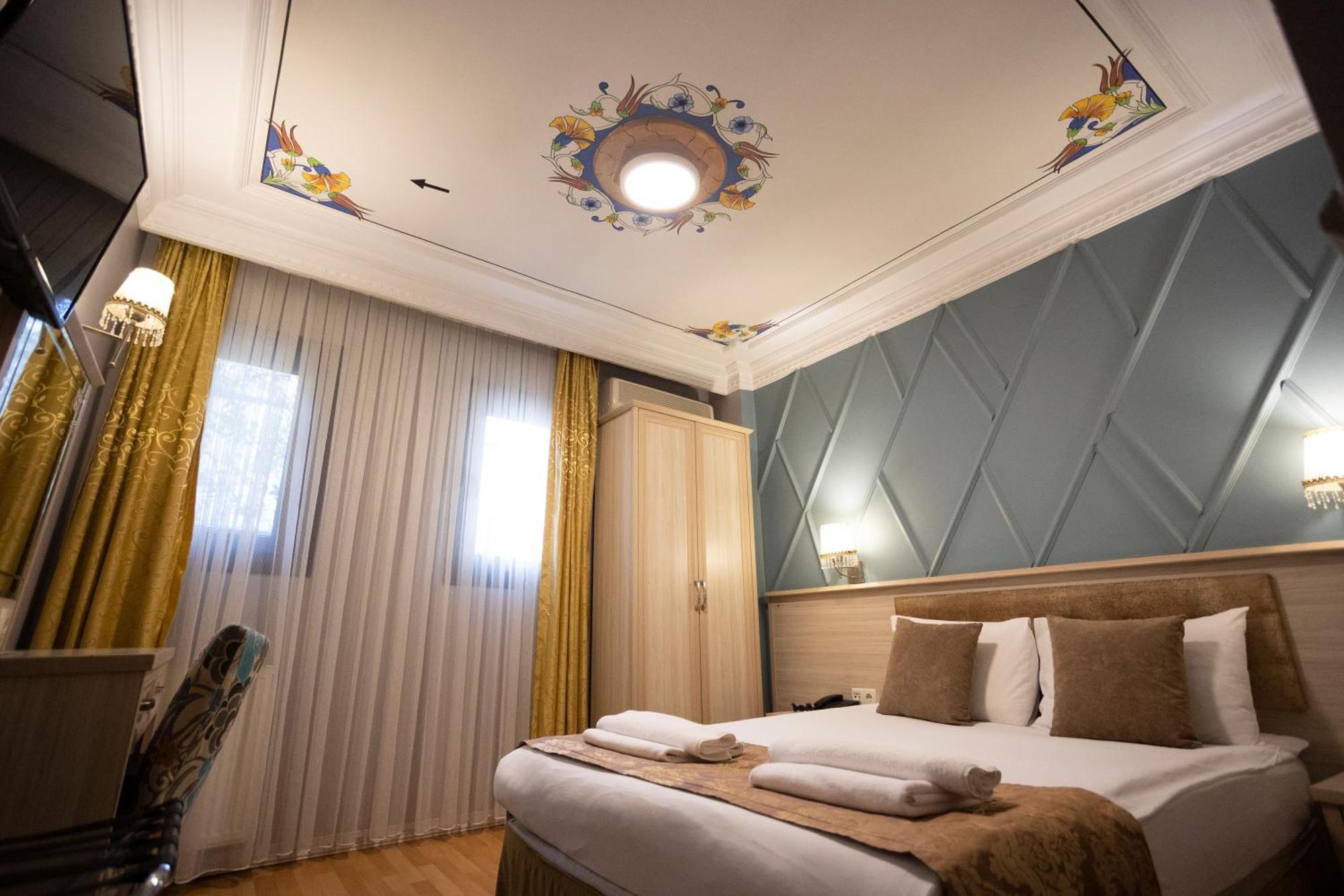 Tashkonak Studio Suites Istanbul Exteriör bild