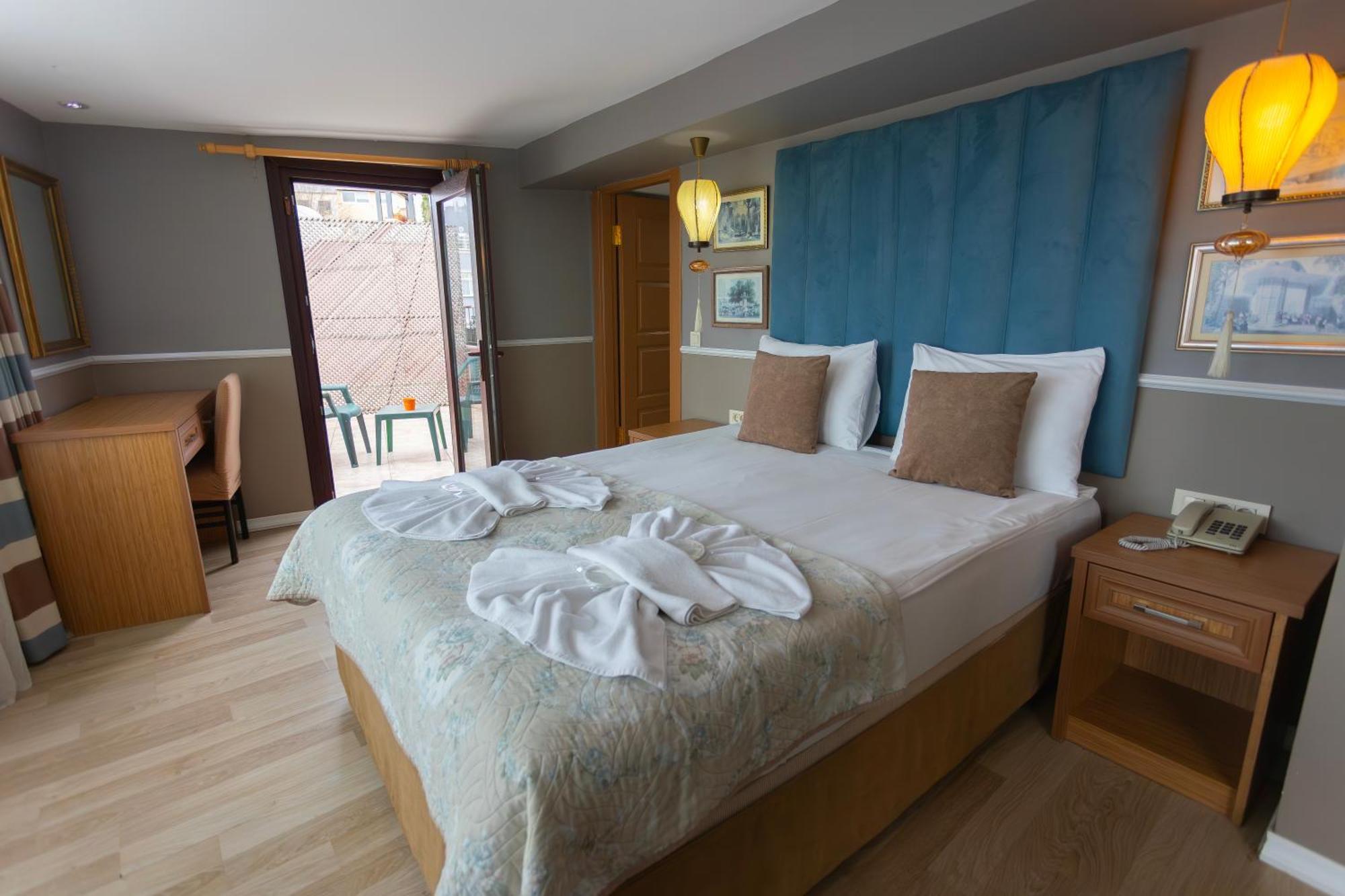 Tashkonak Studio Suites Istanbul Exteriör bild